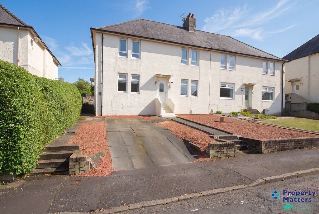 Property photo 1 of 14 2 Bedroom Ground Floor Flat
