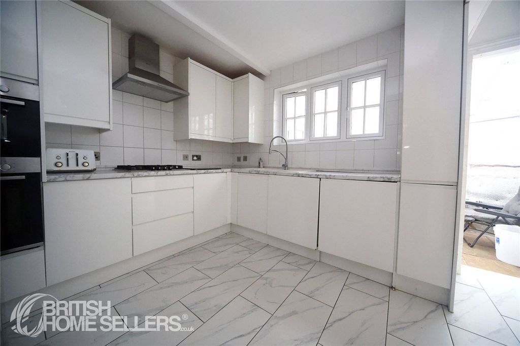 Property photo 2 of 13 Picture No. 09