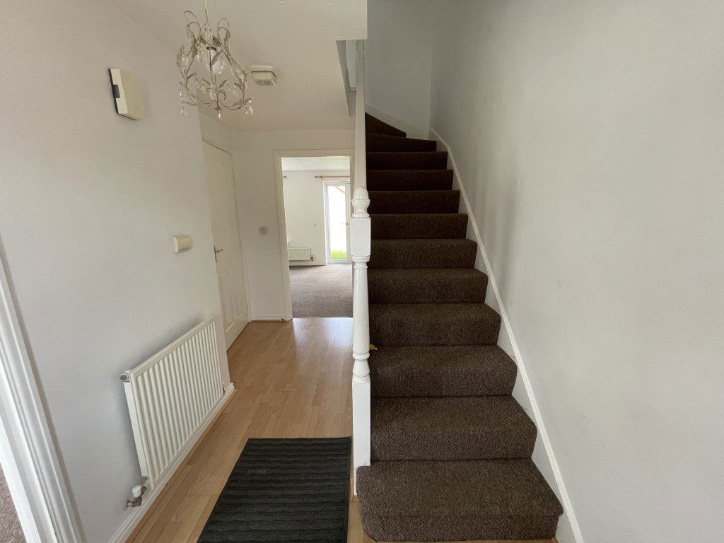 Property photo 3 of 35