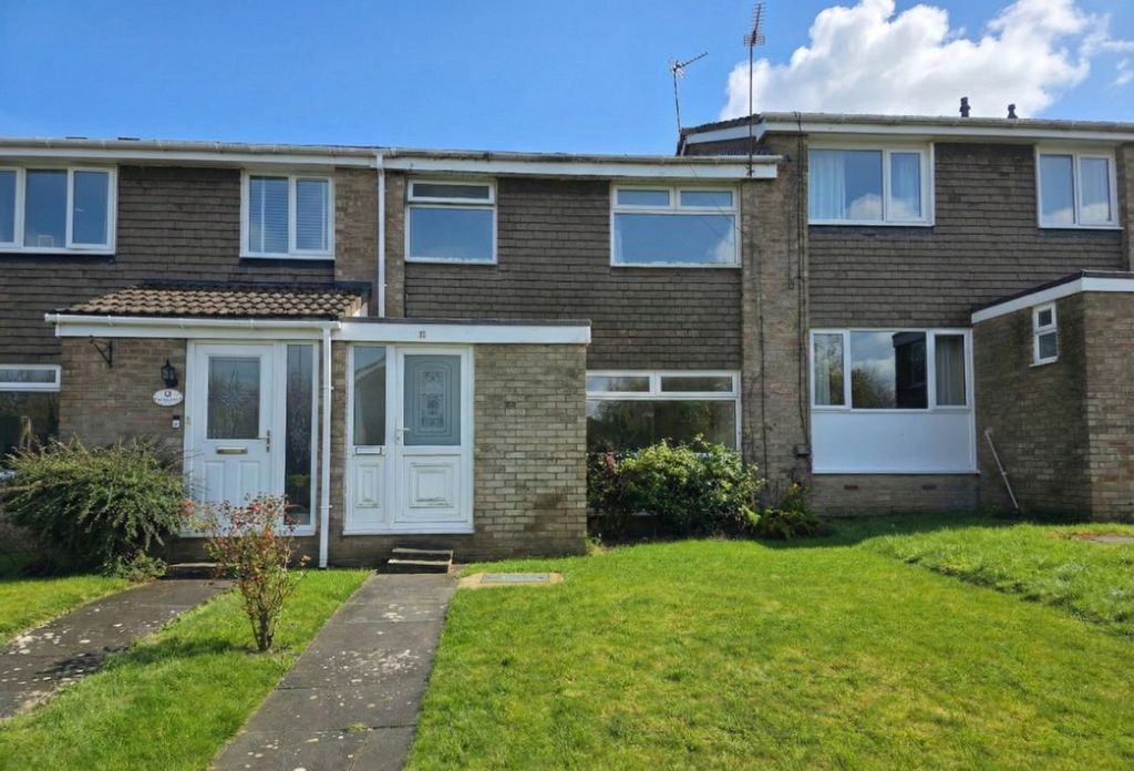 Property photo 1 of 14 Front