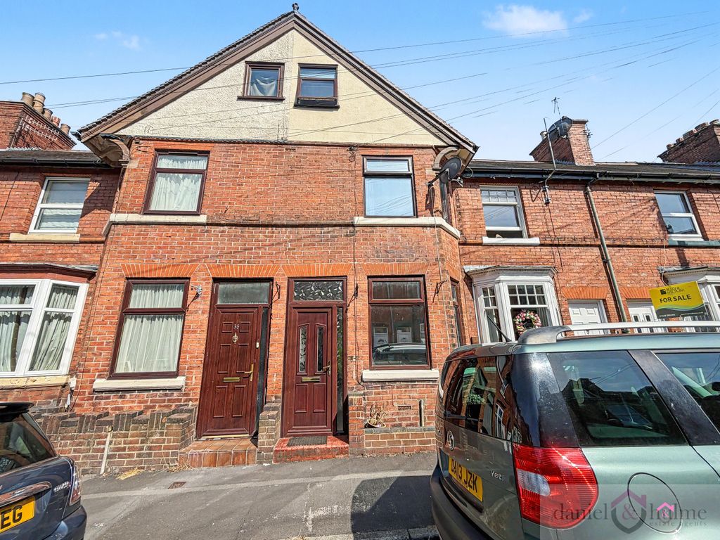 Property photo 1 of 19 Img_0769