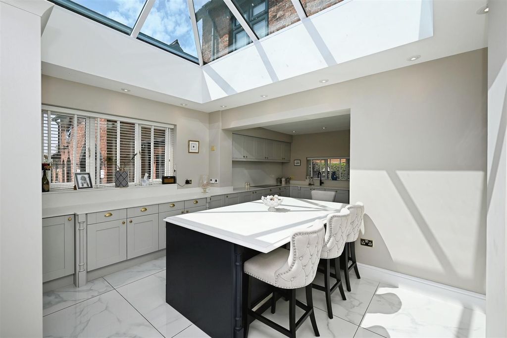 Additional image 13 of 5 bed detached house for saleEccleshall Road, Stafford ST16