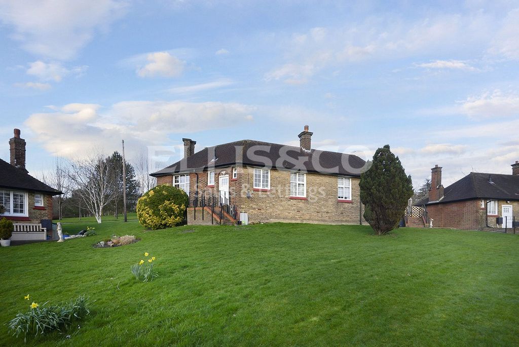 Property photo 3 of 13 Picture No. 16