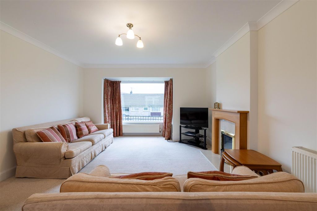 Property photo 2 of 25 S002.Jpg