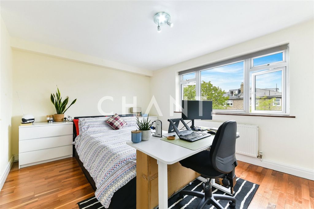 Property photo 1 of 16 Picture No. 01