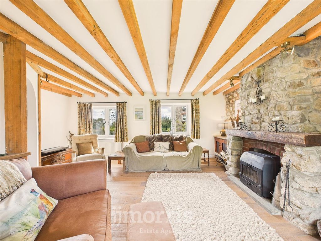 Property photo 3 of 40 Cam02878G0-Pr0077-Still034.Jpg