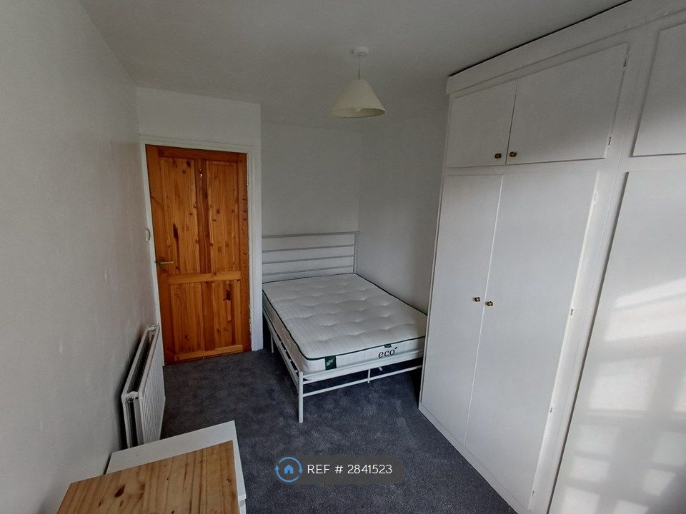 Property photo 2 of 3
