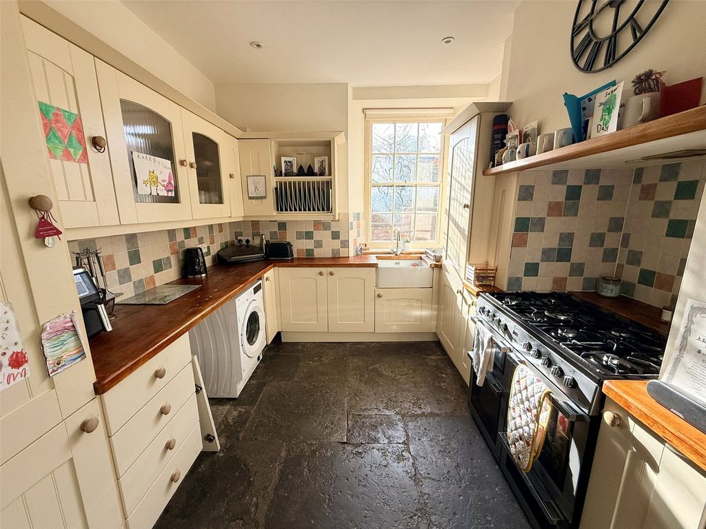 Property photo 2 of 8 Picture No. 02