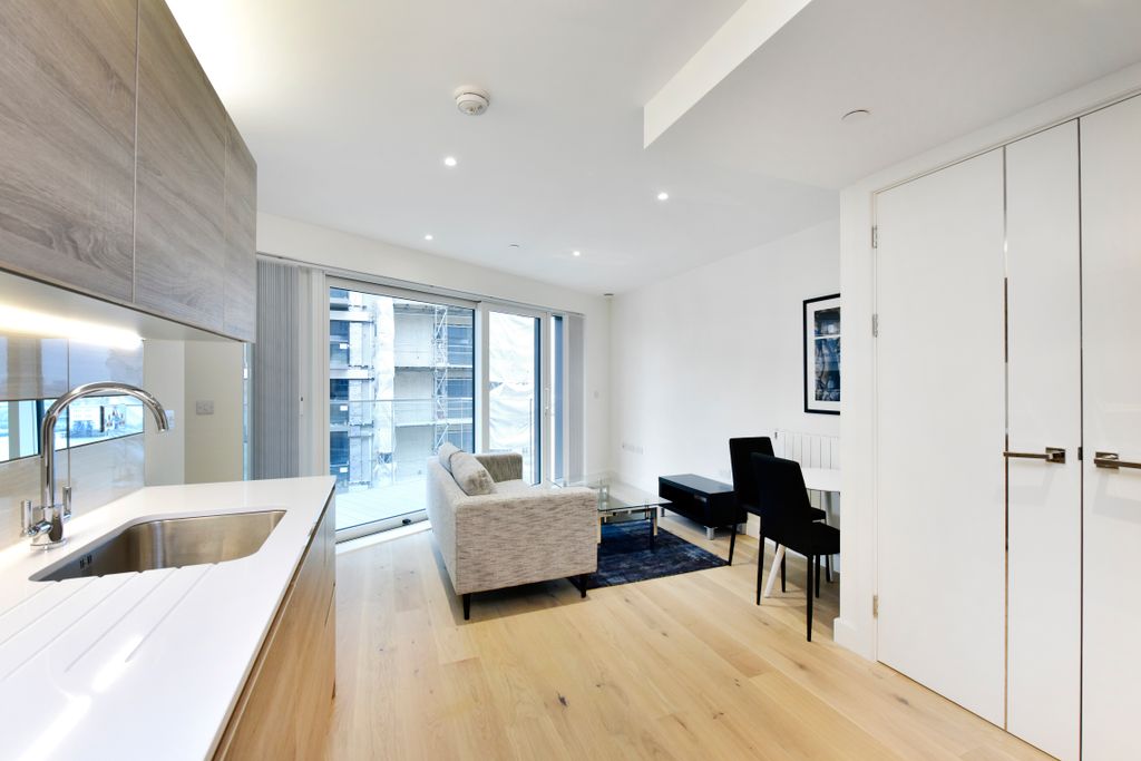 Property photo 3 of 10 Gallery