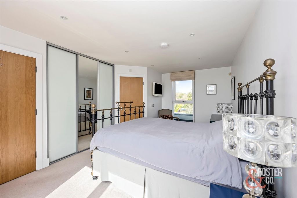 Additional image 13 of 3 bed flat for saleThe Upper Drive, Hove BN3