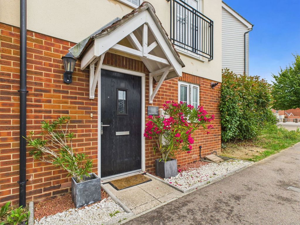 Property photo 2 of 21