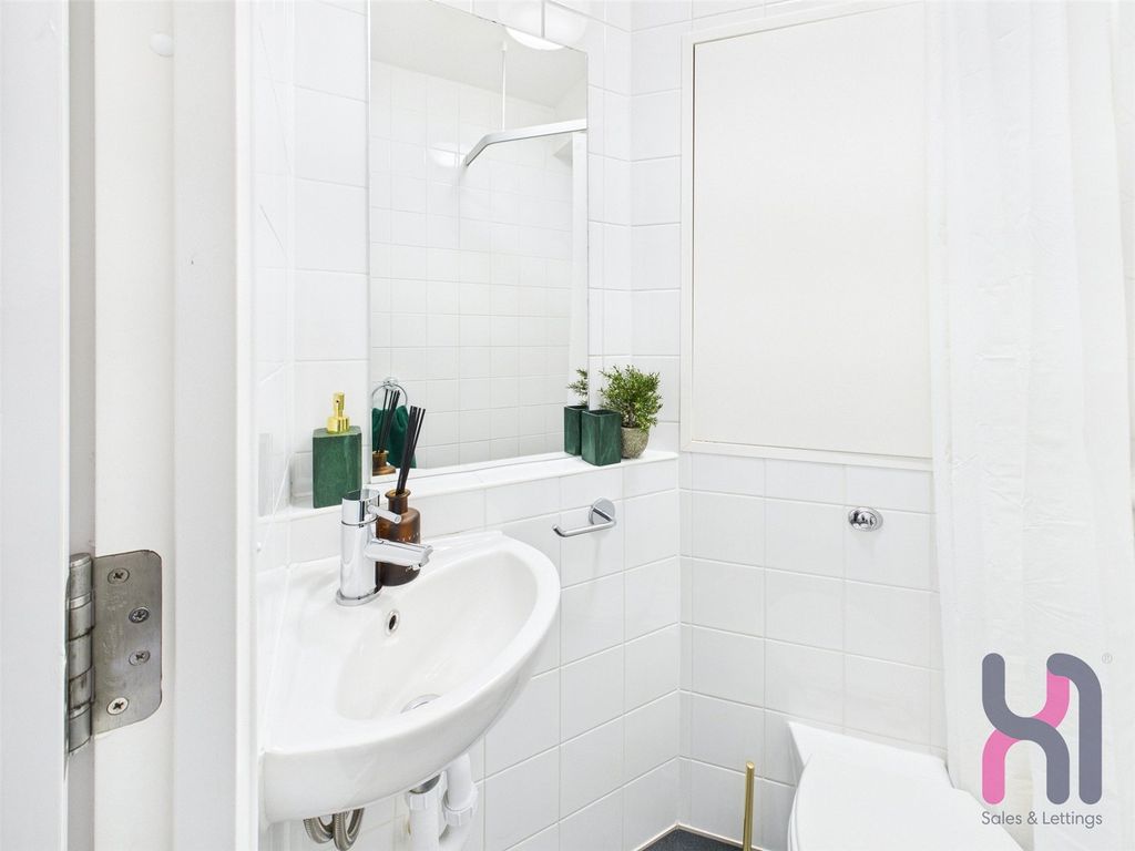Property photo 3 of 6 Picture No. 07