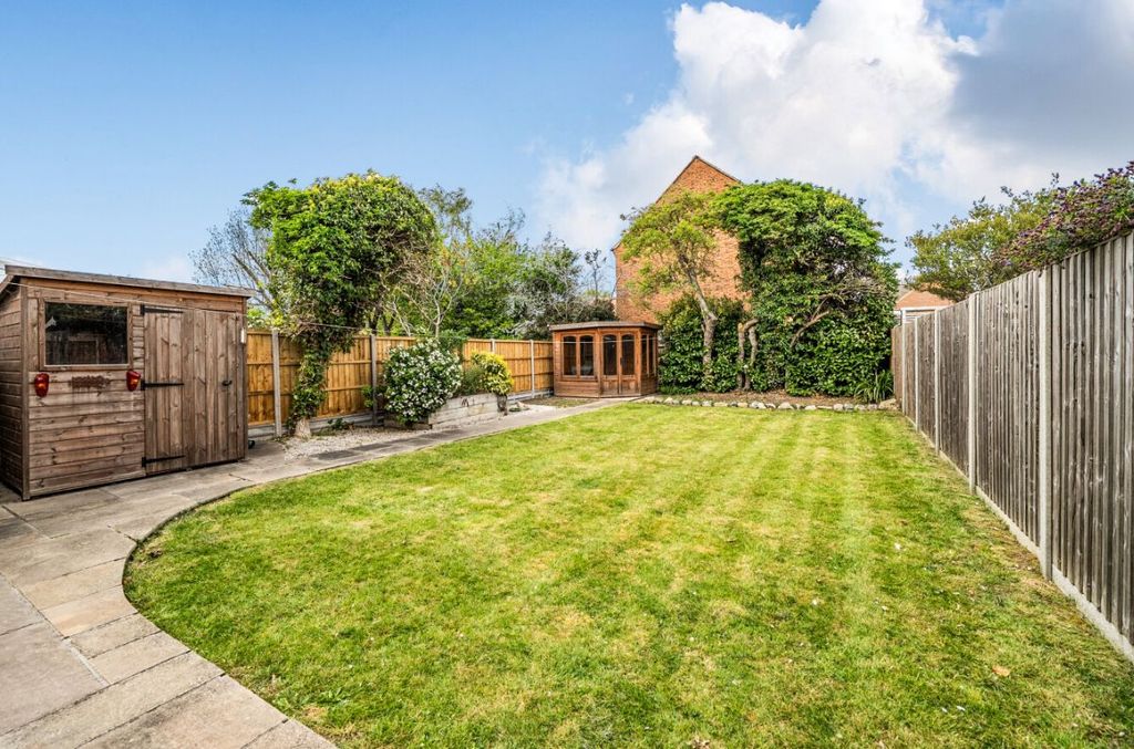 Property photo 3 of 17