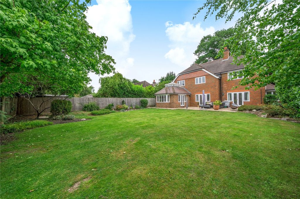 Property photo 2 of 14 Picture No. 33