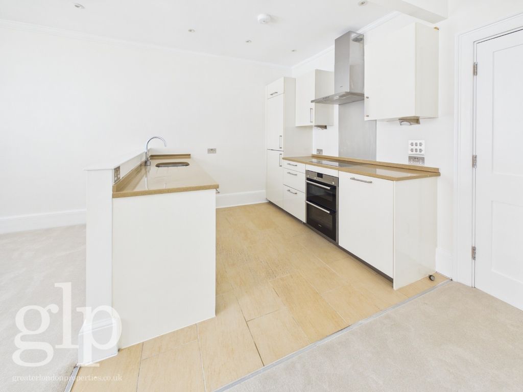 Property photo 2 of 20 5258493