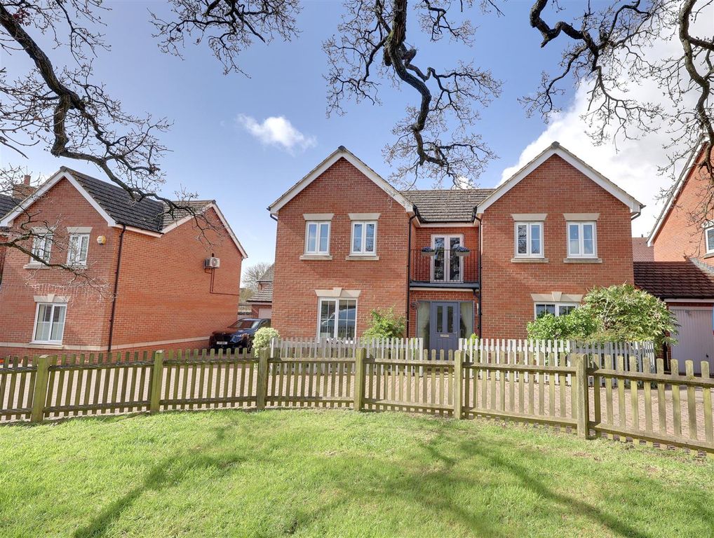 Property photo 1 of 25