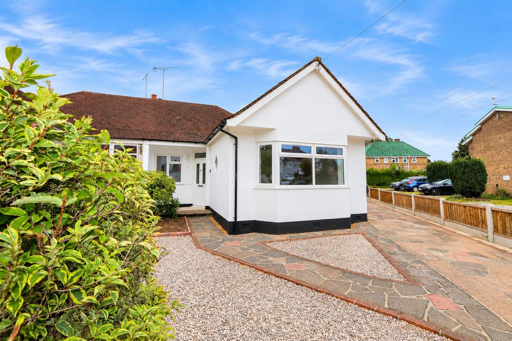 Property photo 1 of 7 Front 2 St Lukes Road.Png