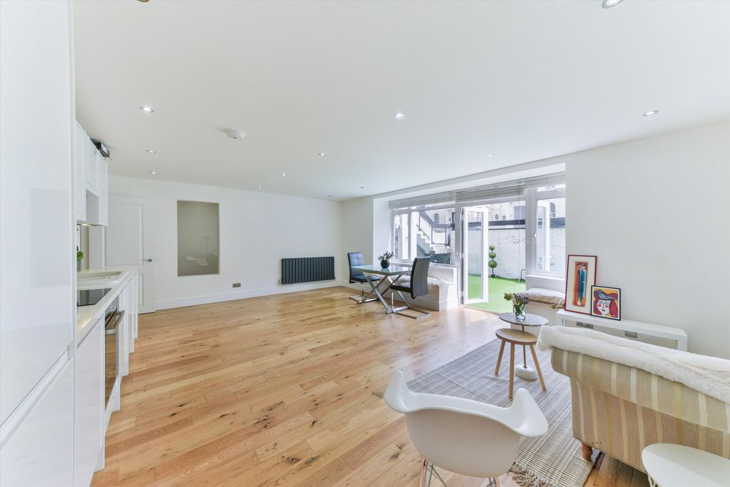 Property photo 2 of 9 Image