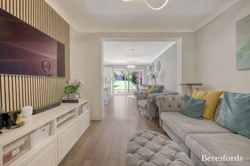 Property photo 3 of 45 Picture No. 34