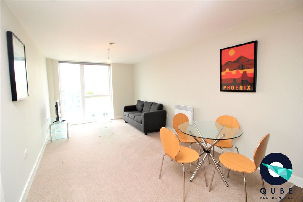 Property photo 2 of 9 Picture No. 23
