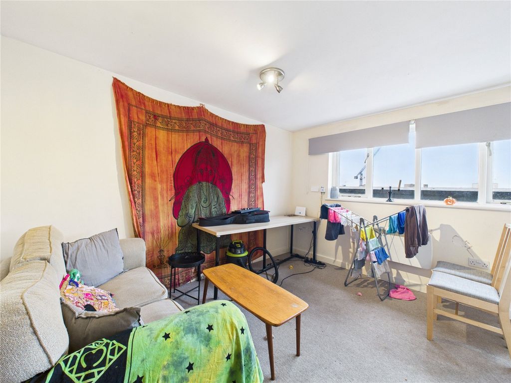 Property photo 2 of 11 Picture No. 02