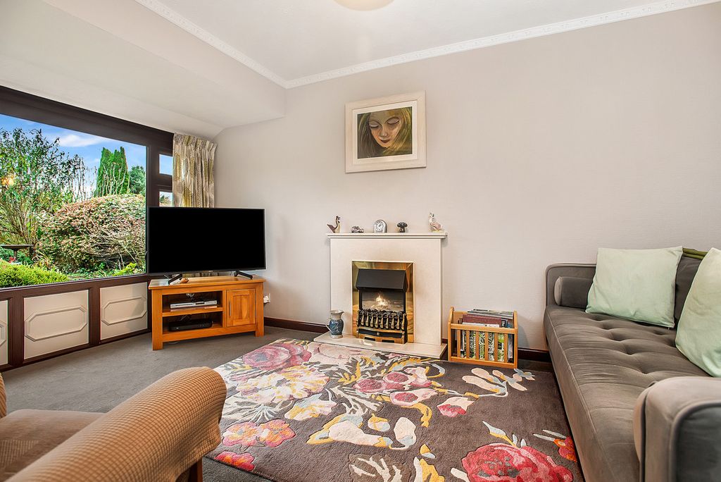 Property photo 3 of 29