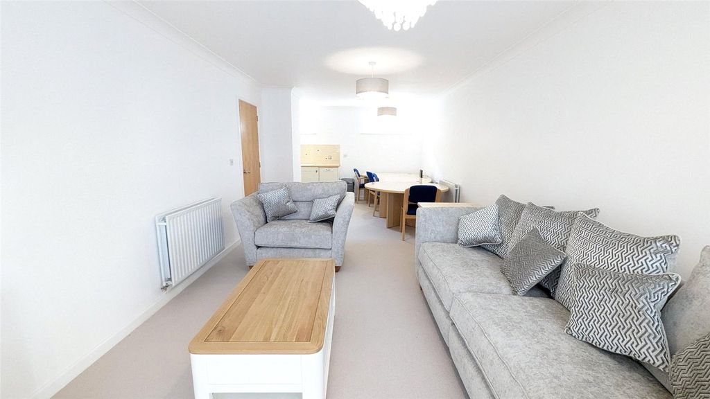 Property photo 3 of 10 Picture No. 09