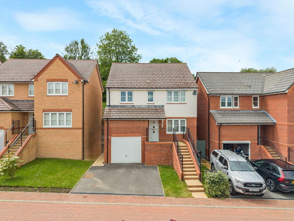 Property photo 1 of 37