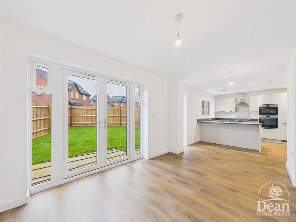 Property photo 2 of 38