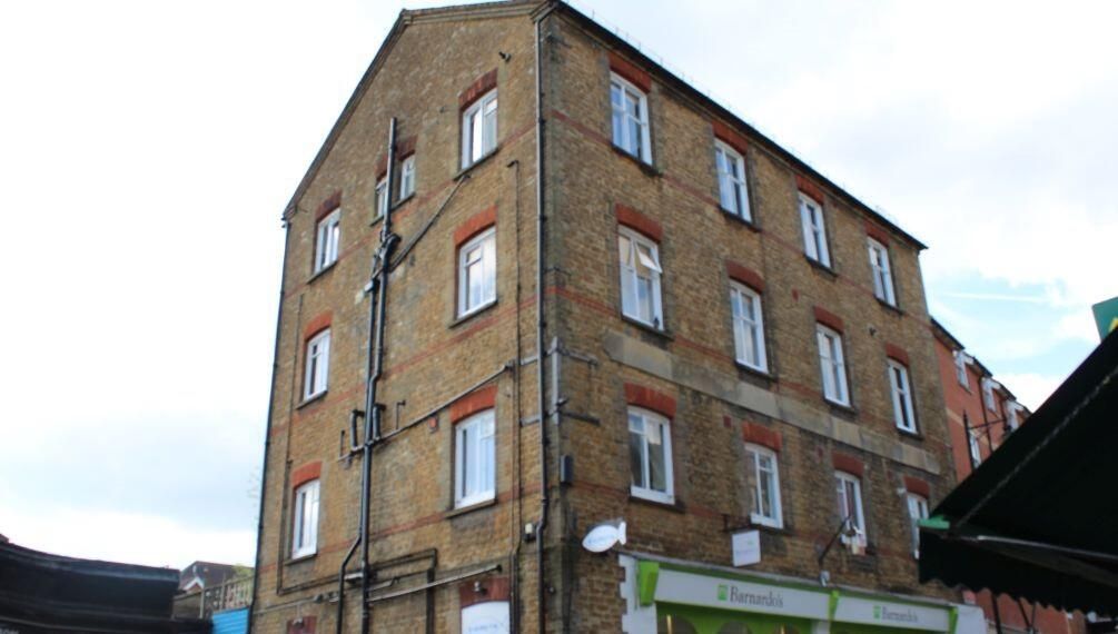 Property photo 1 of 7 Front