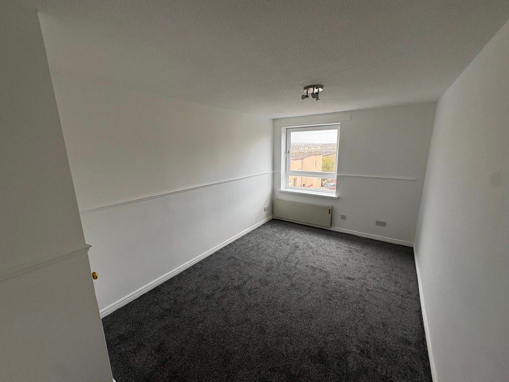 Additional image 7 of 2 bed flat to rentAbbotsford Drive, Grangemouth, Falkirk FK3