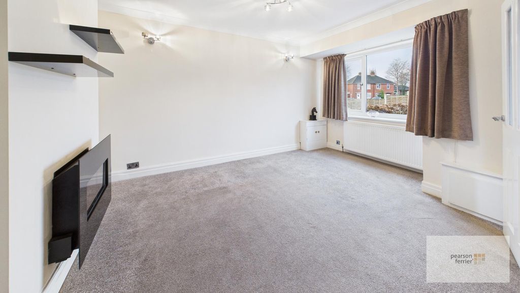 Property photo 2 of 14 Living Room