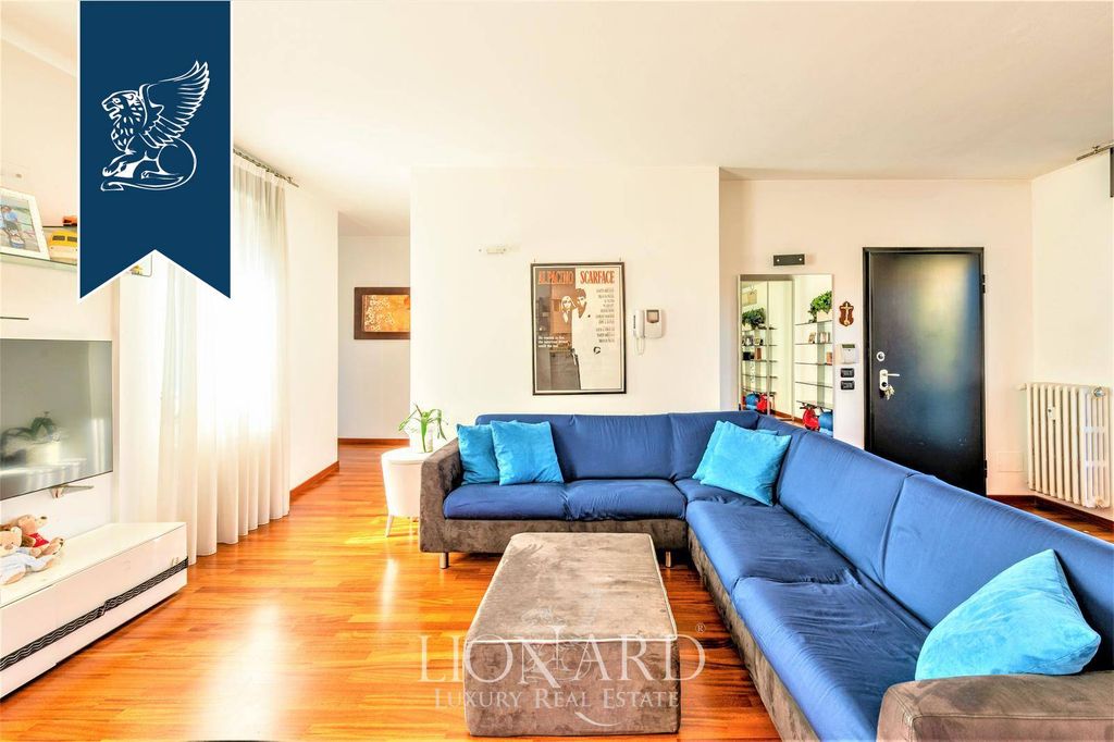 Property photo 1 of 20 Ref. 3381