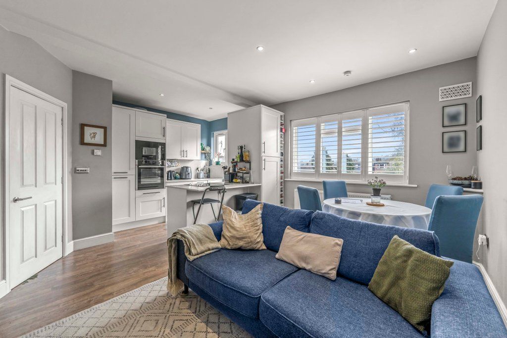 Property photo 3 of 23