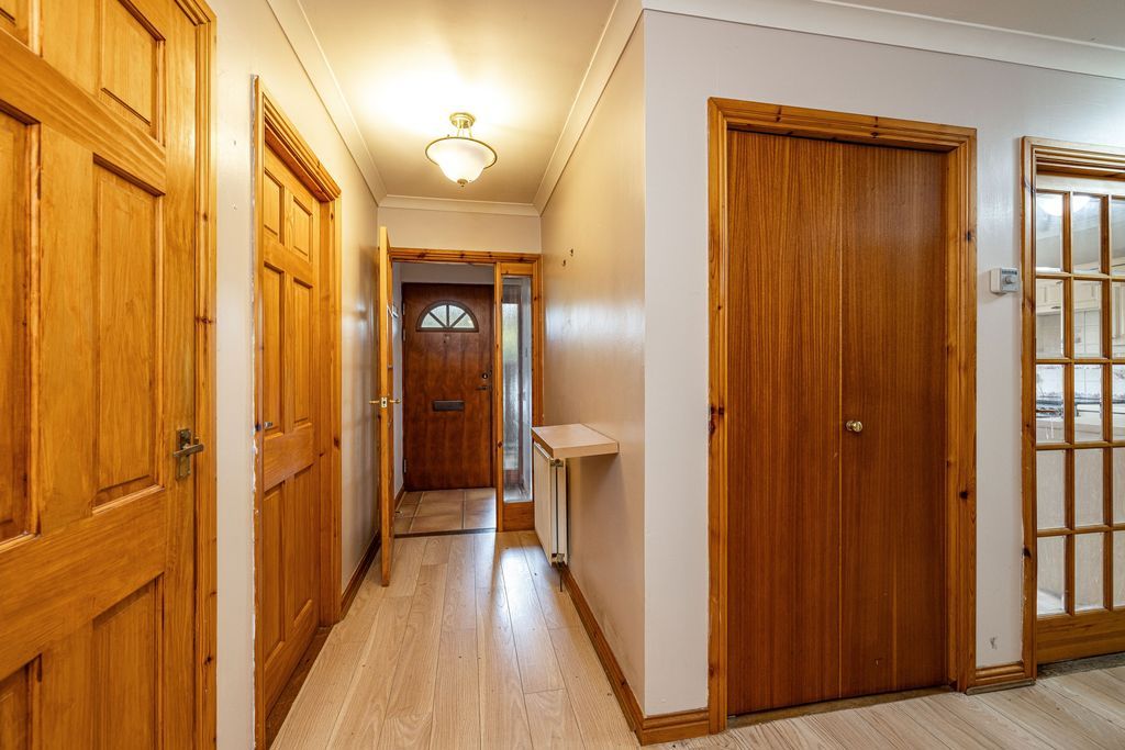 Property photo 3 of 32 Hall