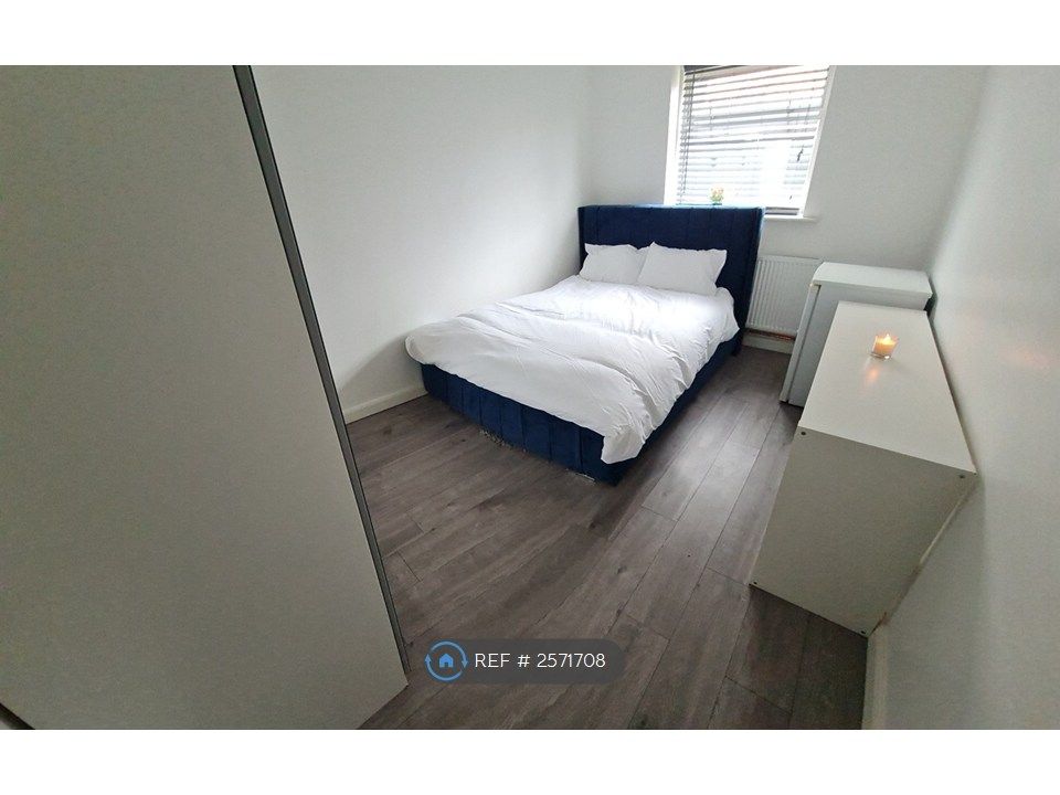 Property photo 2 of 3