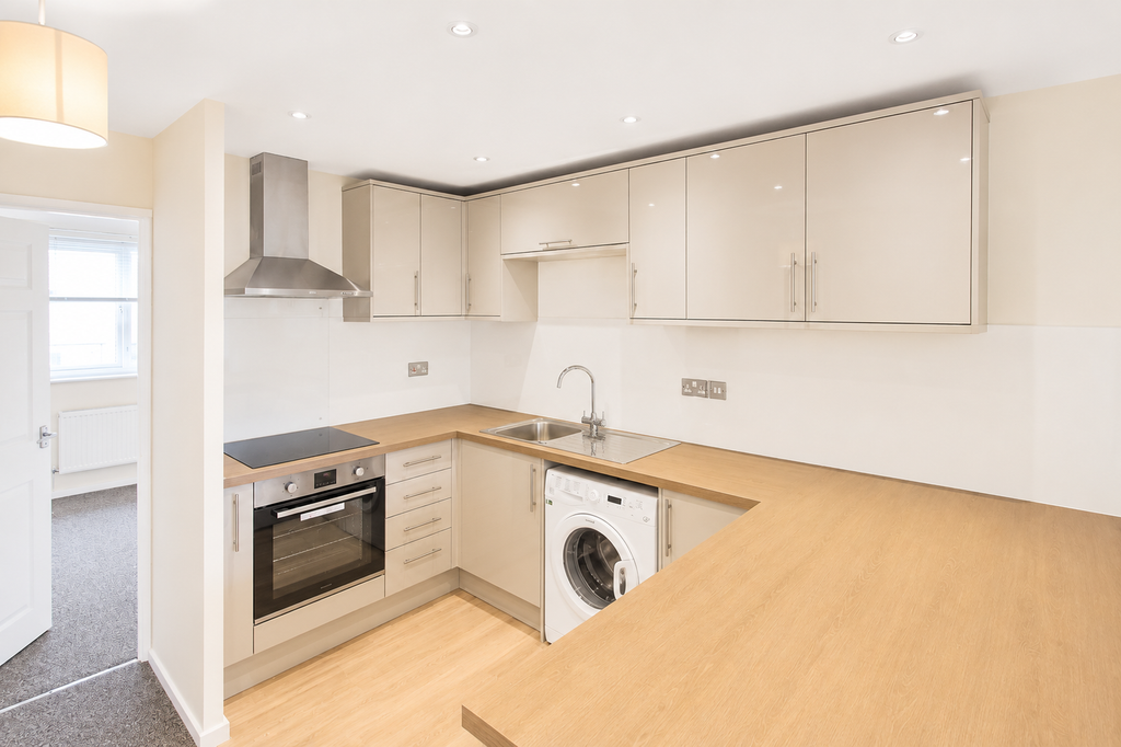 Property photo 1 of 6 Kitchen - Angle 1