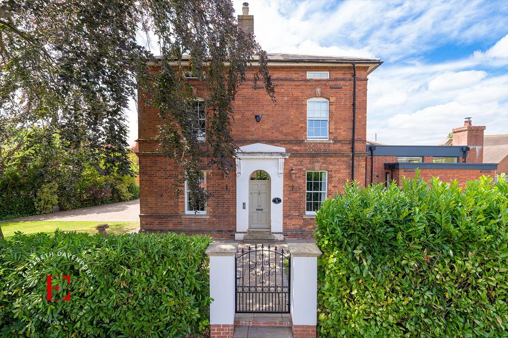 Property photo 1 of 45