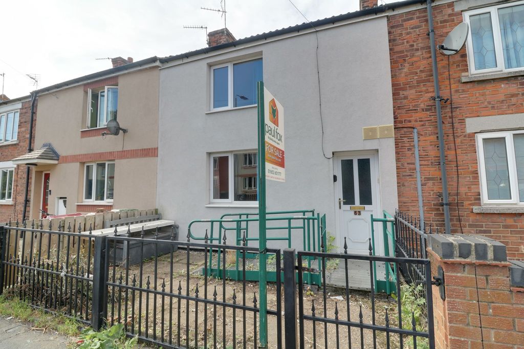 Property photo 1 of 11