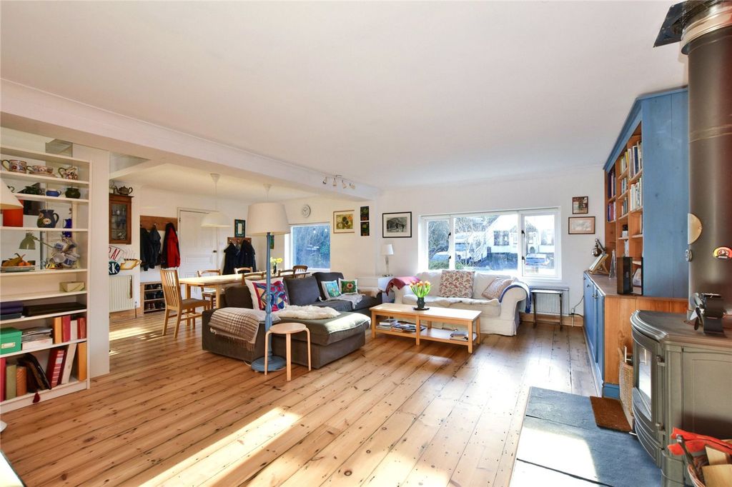 Property photo 3 of 18 Picture No. 14