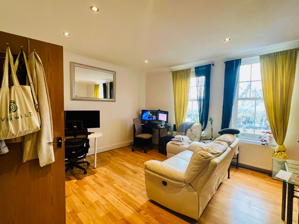 Property photo 3 of 5