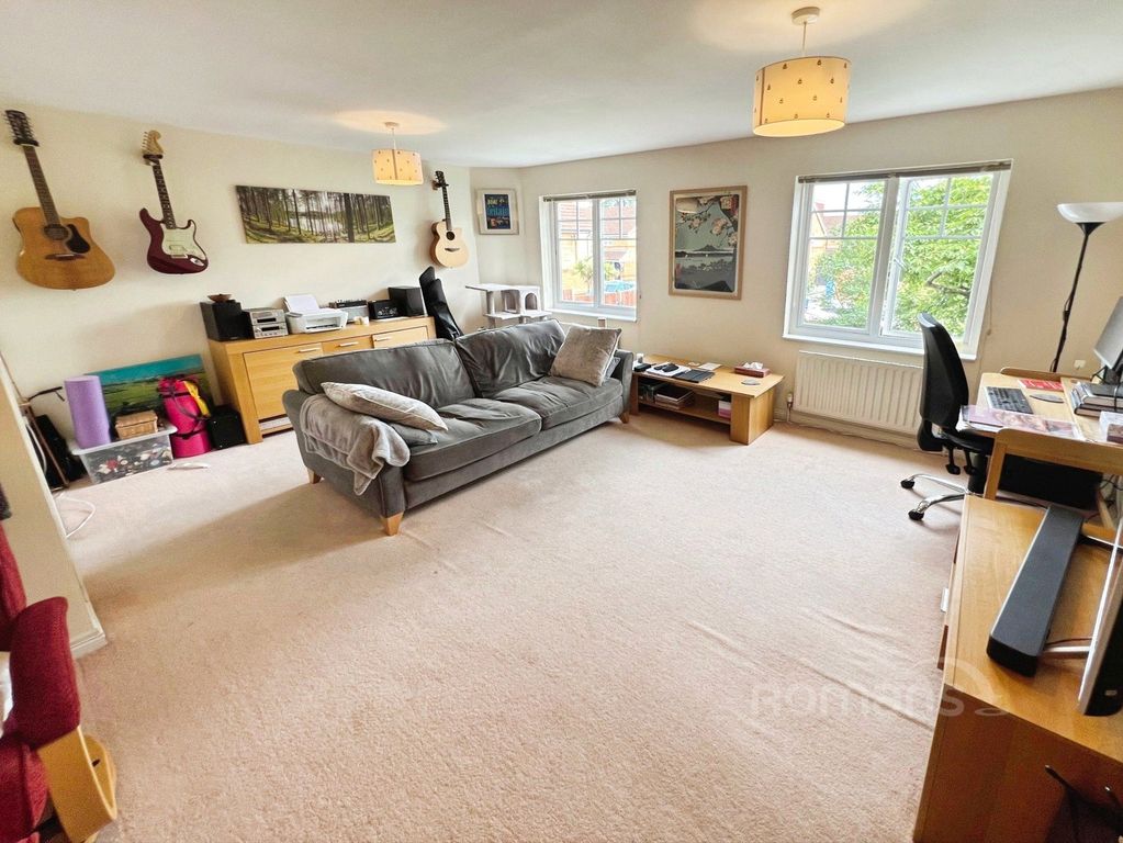 Property photo 3 of 16 Picture No. 04