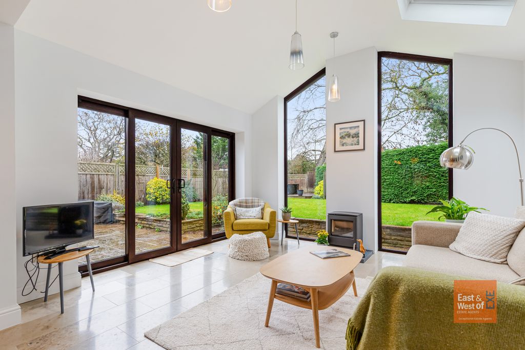 Property photo 2 of 19 A12 - Caradon House, Village Road, Woodbury Salter