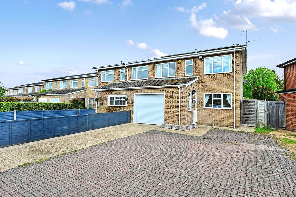 Property photo 1 of 17 Picture No. 21
