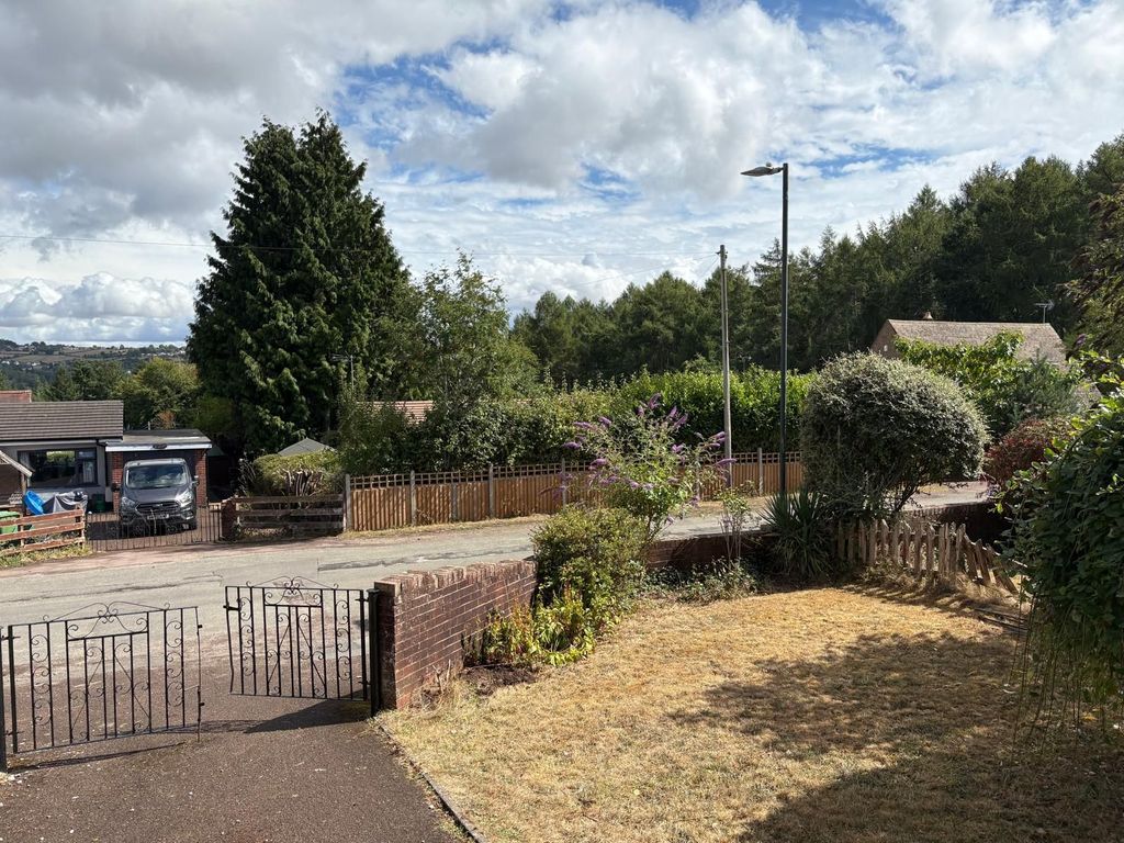 Property photo 3 of 3