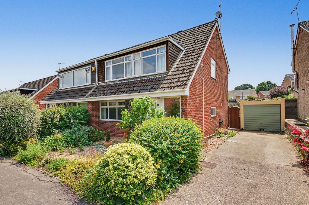Property photo 1 of 13