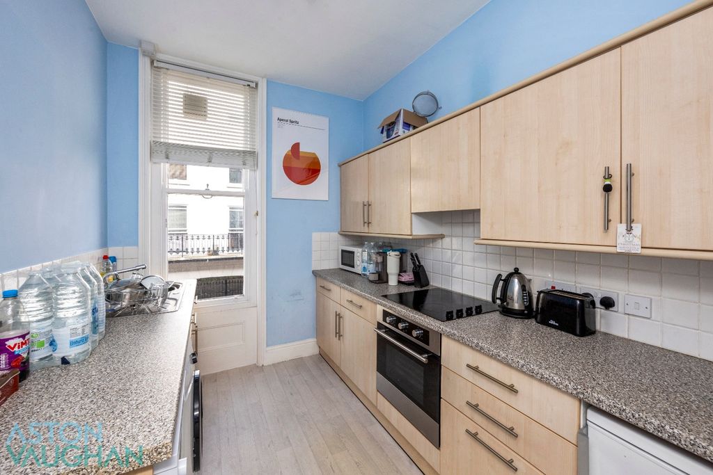 Property photo 3 of 9 5330532