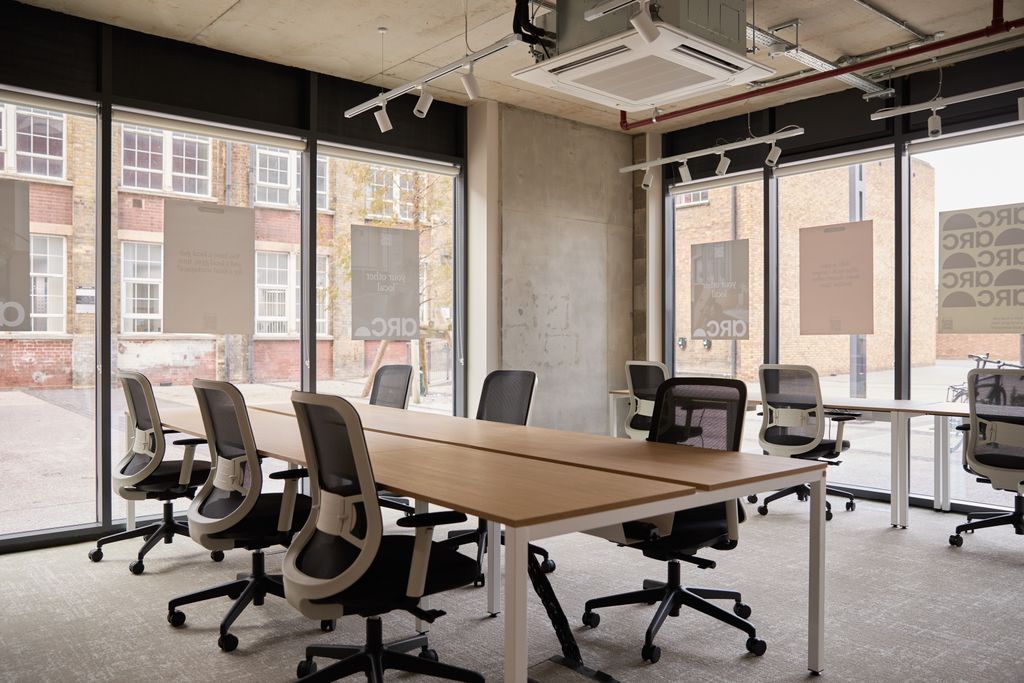 Property photo 1 of 9 12 Person Private Office