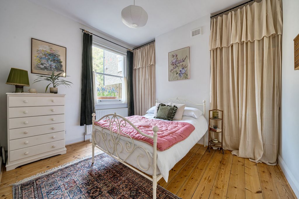 Property photo 2 of 15 1432417-10-69c12d...