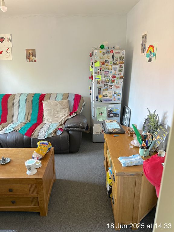 Property photo 3 of 7